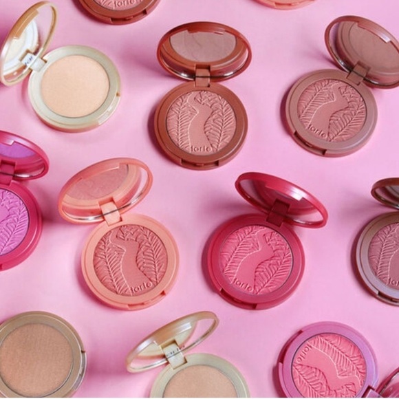 Tarte Amazonian Clay 12-Hour Blush in Quirky - Picture 6 of 6